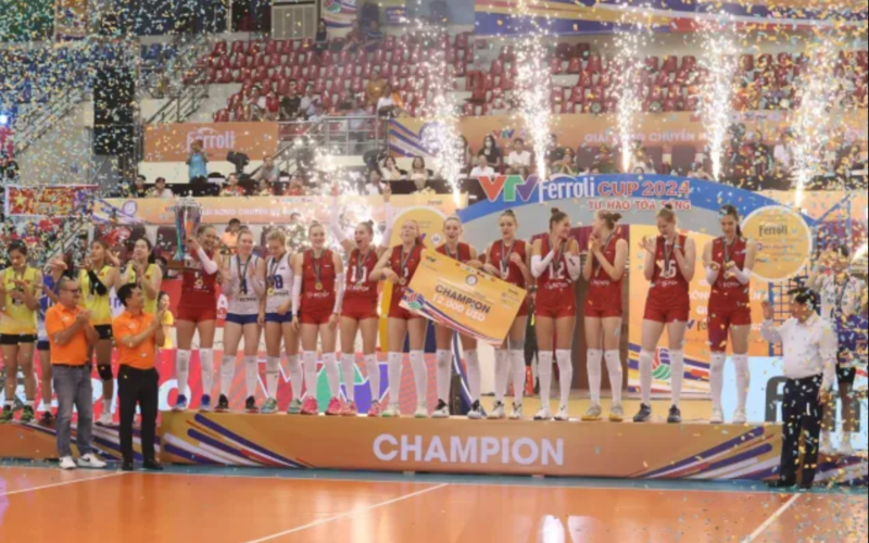 Korabelka tạo dấu ấn mạnh tại VTV Cup khi liên tiếp giành danh hiệu trong các mùa gần đây. 
